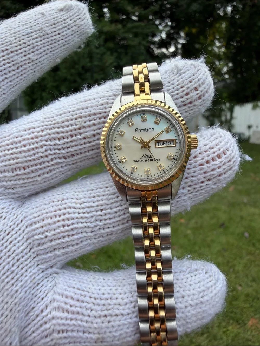 Vintage Armitron Now Women's Two-Tone Watch Day/Date Crystal Markers 165ft WR